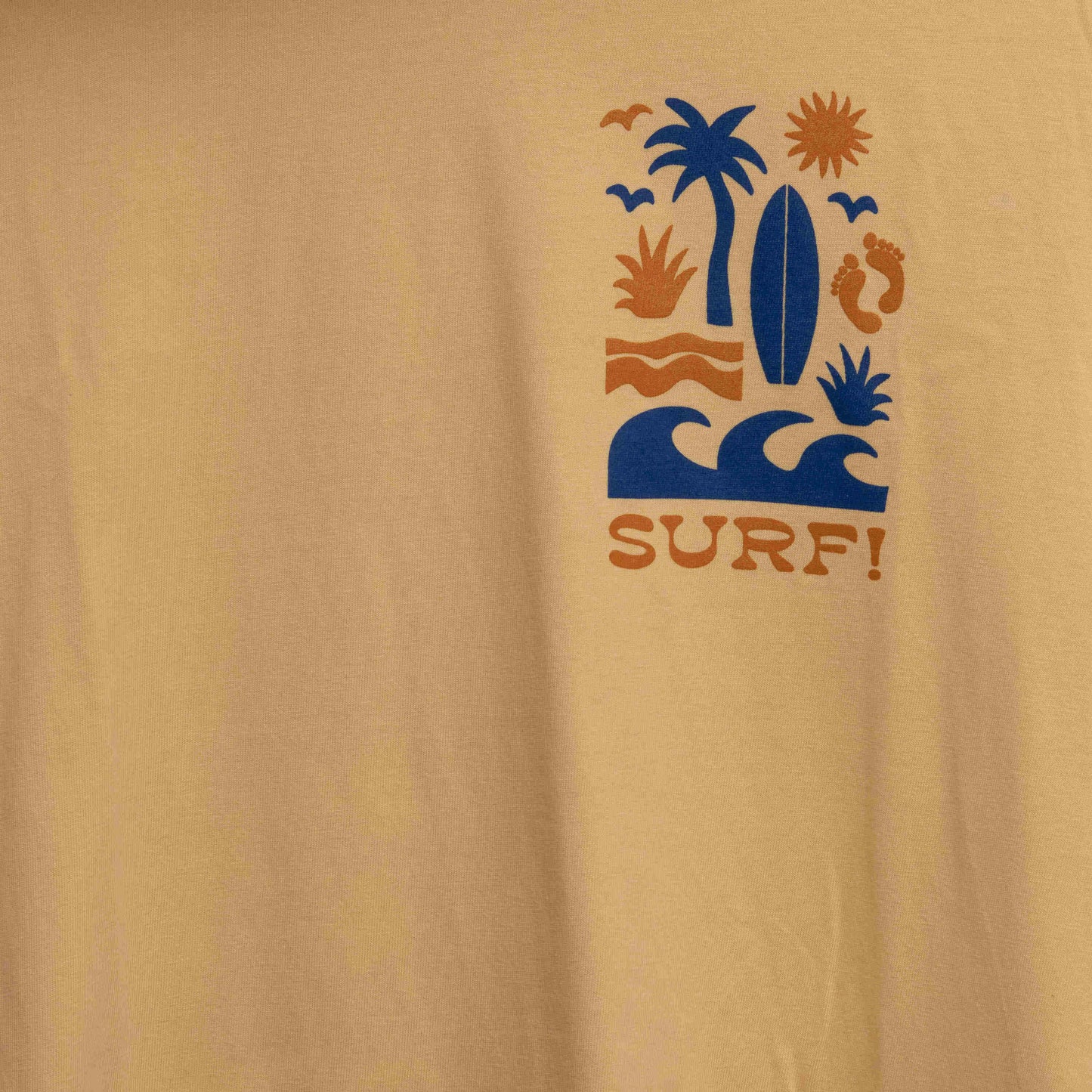 Close up of small motif on left chest. Motif shows waves, foot prints, surfboard, sun and palm tree in navy and orange.