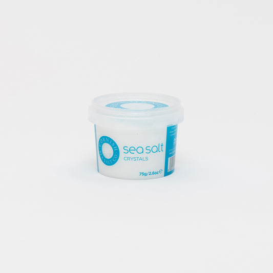A pot of Cornish Sea Salt original sea salt crystals pinch pot, pictured on a white background.